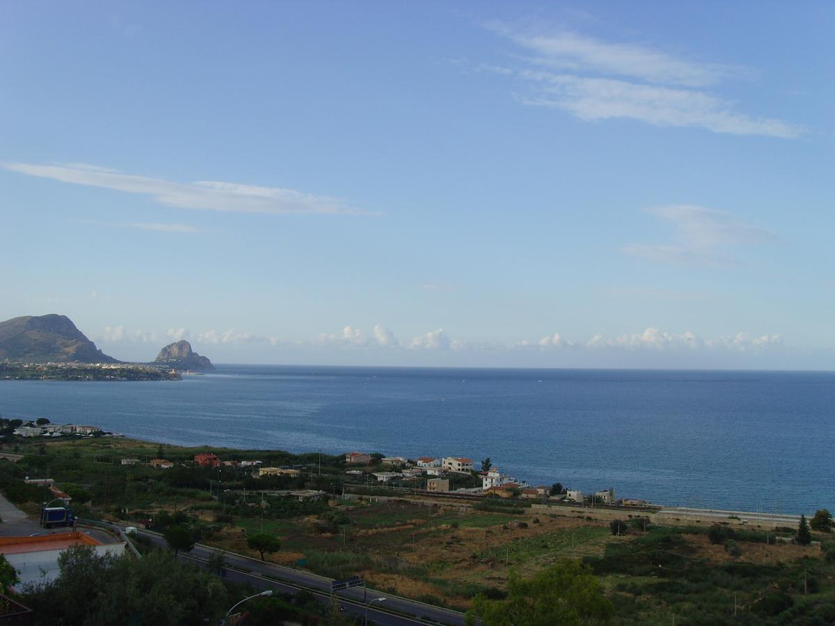 Hotel Villa Mare Altavilla Milicia Buitenkant foto